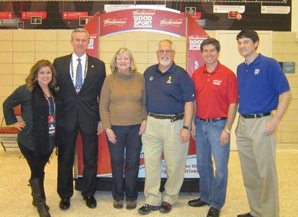 (l to r) representative, Jill Pepper, executive director of TEAM Coalition; <b>Terry Long</b>, Designated Driver for the Season for the Indiana Pacers; her husband, Doug Long; Jim Cawley, Senior Vice President of Security for the NBA